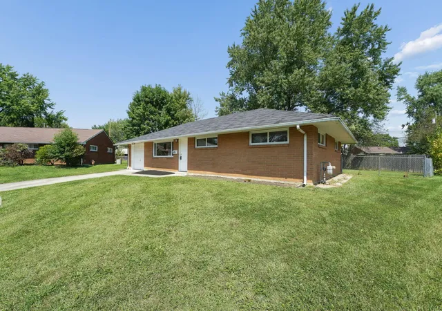 Photo 3 of Single family home for sale at 1475 Goss Pl, Reynoldsburg, OH 43068 | MLS# 226034755 | Listing updated on 2026-09-11