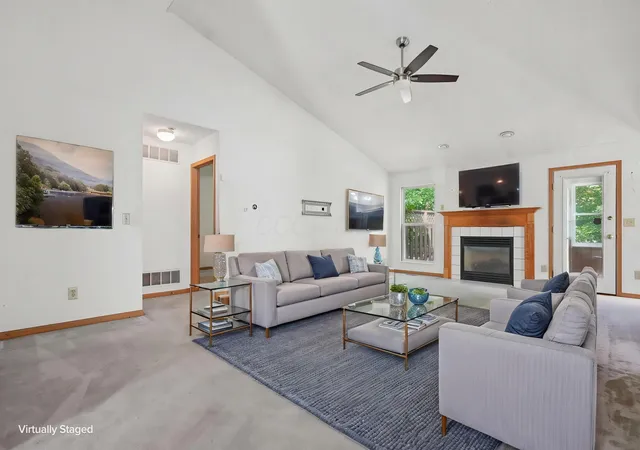 Photo 3 of Single family home for sale at 4942 Petticoat Ct, Columbus, OH 43231 | MLS# 226033130 | Listing updated on 2026-09-22