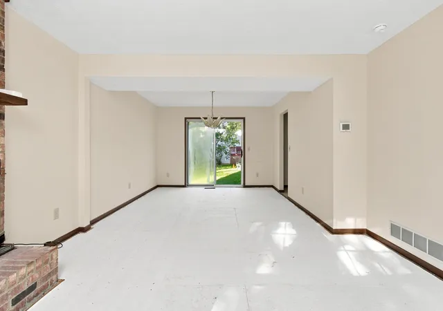 Photo 4 of Single family home for sale at 8369 Yuma Dr, Powell, OH 43065 | MLS# 226033233 | Listing updated on 2026-09-13