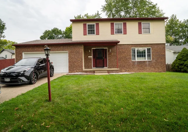 Photo 1 of Single family home for sale at 6272 Skywae Dr, Columbus, OH 43229 | MLS# 226034024 | Listing updated on 2026-09-30