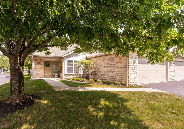 Condo for sale at 5328 Knotting Woods Dr, Westerville, OH 43081 | MLS# 226033180