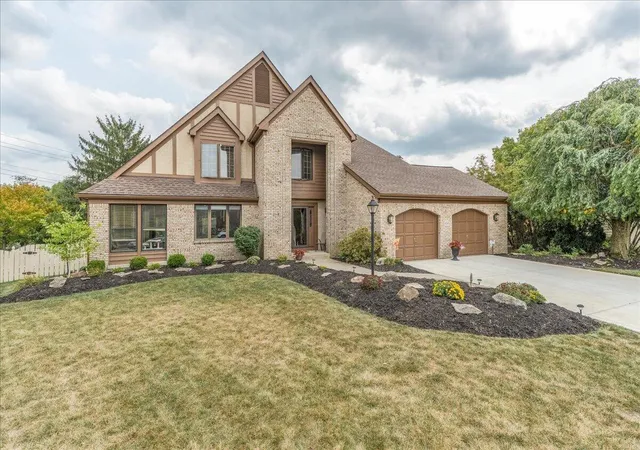Photo 2 of Single family home for sale at 4330 River Landings Ct, Hilliard, OH 43026 | MLS# 226033240 | Listing updated on 2026-09-04