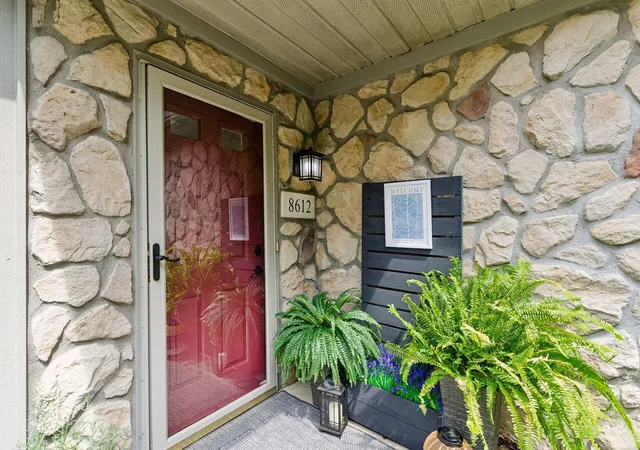 Listing Photo 5 - Condo for sale in building located at 8612 Stonewoods Ln, Powell, OH 43065