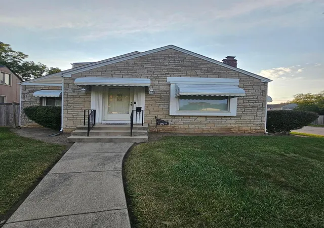 Photo 2 of Single family home for sale at 1009 Geers Ave, Columbus, OH 43206 | MLS# 226033238 | Listing updated on 2026-09-02