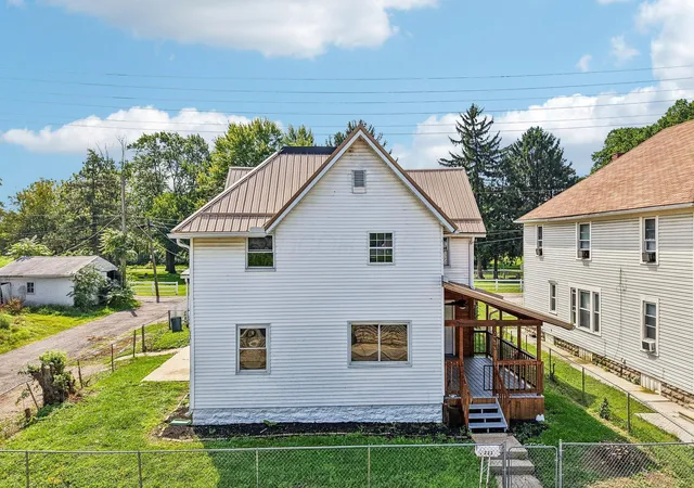 Photo 1 of Single family home for sale at 233 Bellevue Ave, Marion, OH 43302 | MLS# 226033677 | Listing updated on 2026-09-14