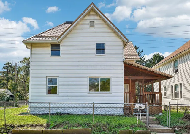 Photo 4 of Single family home for sale at 233 Bellevue Ave, Marion, OH 43302 | MLS# 226033677 | Listing updated on 2026-09-14