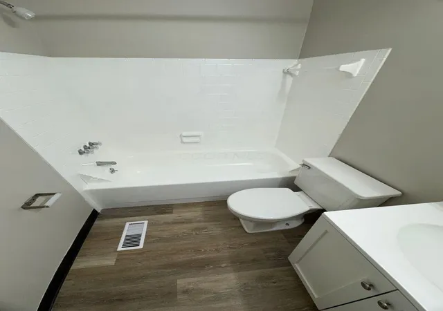 Photo 3 of Townhouse for sale at 1461-1467 Worthington Row Dr #A, Columbus, OH 43235 | MLS# 226033162 | Listing updated on 2026-09-11