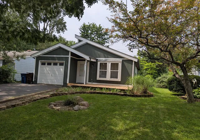 Photo 2 of Single family home for sale at 6029 Sunlawn Dr, Westerville, OH 43081 | MLS# 226033289 | Listing updated on 2026-09-15