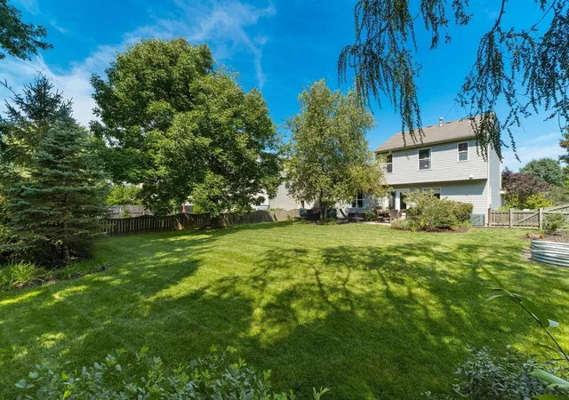 Photo 2 of Single family home for sale at 207 Bellebrooke Ct, Pataskala, OH 43062 | MLS# 226033150 | Listing updated on 2026-09-18