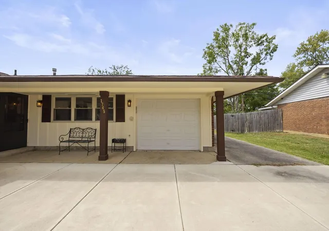 Photo 3 of Single family home for sale at 1745 Rosehill Rd, Reynoldsburg, OH 43068 | MLS# 226034249 | Listing updated on 2026-09-18