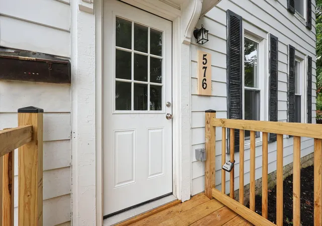 Photo 3 of Single family home for sale at 576 N 12th Street, Newark, OH 43055 | MLS# 226033313 | Listing updated on 2026-09-19