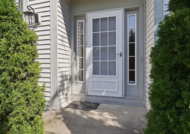 Photo 3 of Single family home for sale at 7246 Sunfoil Ct, Reynoldsburg, OH 43068 | MLS# 226033449 | Listing updated on 2026-09-04