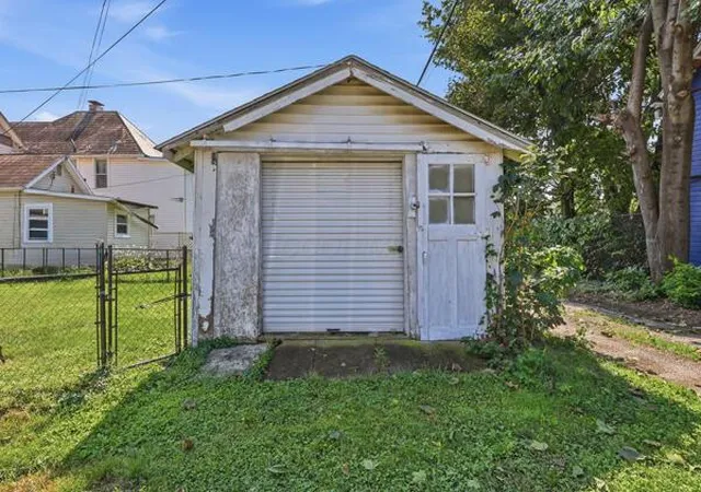 Photo 19 of Single family home for sale at 365 Clinton St, Newark, OH 43055 | MLS# 226034474 | Listing updated on 2026-09-10