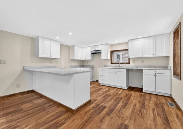 Photo 3 of Single family home for sale at 254 S Franklin St, Richwood, OH 43344 | MLS# 226033269 | Listing updated on 2026-10-02