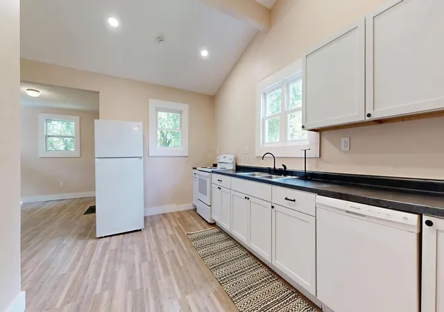 Photo 3 of Single family home for sale at 264 S Diamond St, Mansfield, OH 44902 | MLS# 226033192 | Listing updated on 2026-10-12