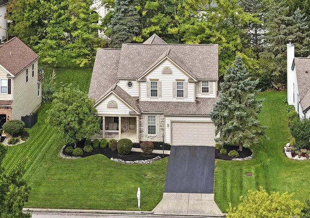 Photo 2 of Single family home for sale at 6330 Commonwealth Dr, Westerville, OH 43082 | MLS# 226038166 | Listing updated on 2026-10-20