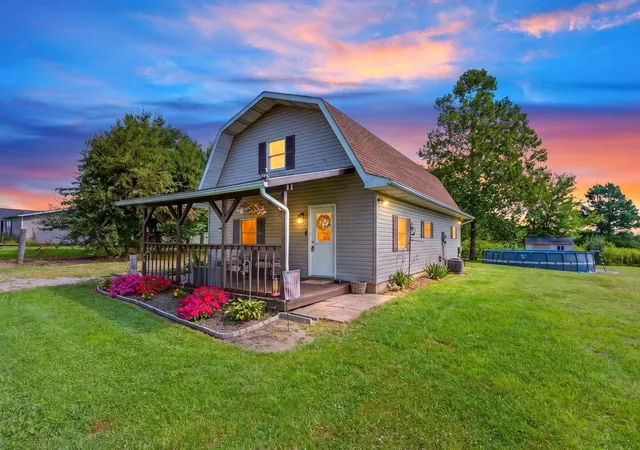Single family home for sale at 27508 Kime Holderman Rd, Circleville, OH 43113 | MLS# 226033413