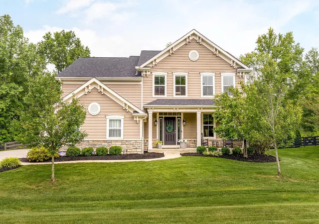 Photo 1 of Single family home for sale at 8588 Paddock Trl, Blacklick, OH 43004 | MLS# 226034717 | Listing updated on 2026-09-11
