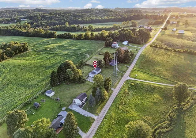 Photo 2 of Single family home for sale at 5901 Wilson Rd Nw, Lancaster, OH 43130 | MLS# 226033302 | Listing updated on 2026-09-06