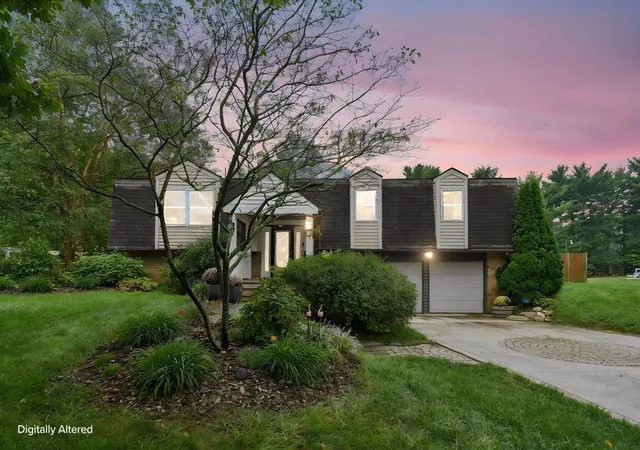 Photo 1 of Single family home for sale at 9191 Carriage Ln, Pickerington, OH 43147 | MLS# 226034705 | Listing updated on 2026-09-14