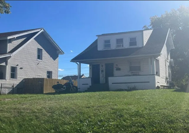 Photo 1 of Multi family home for sale at 2009 Sullivant Ave #2009, Columbus, OH 43223 | MLS# 226033222 | Listing updated on 2026-09-01