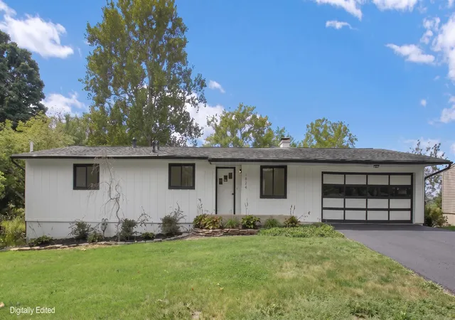 Photo 2 of Single family home for sale at 1176 Cambridge Pl, Circleville, OH 43113 | MLS# 226034040 | Listing updated on 2026-09-14