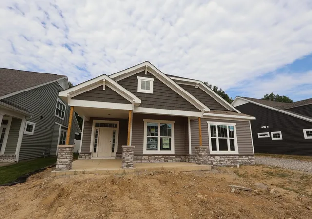 Condo for sale at 4525 Nonius Dr, Hilliard, OH 43026 | MLS# 226033246