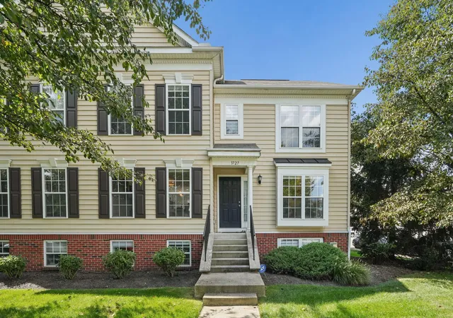 Photo 1 of Condo for sale at 3727 Rubythroat Dr #19, Columbus, OH 43230 | MLS# 226033404 | Listing updated on 2026-09-15