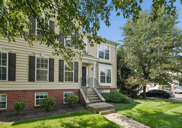 Photo 2 of Condo for sale at 3727 Rubythroat Dr #19, Columbus, OH 43230 | MLS# 226033404 | Listing updated on 2026-09-15