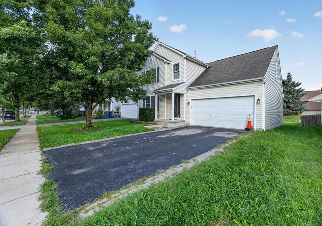 Photo 1 of Single family home for sale at 1825 Brandigen Ln, Columbus, OH 43228 | MLS# 226033464 | Listing updated on 2026-09-03