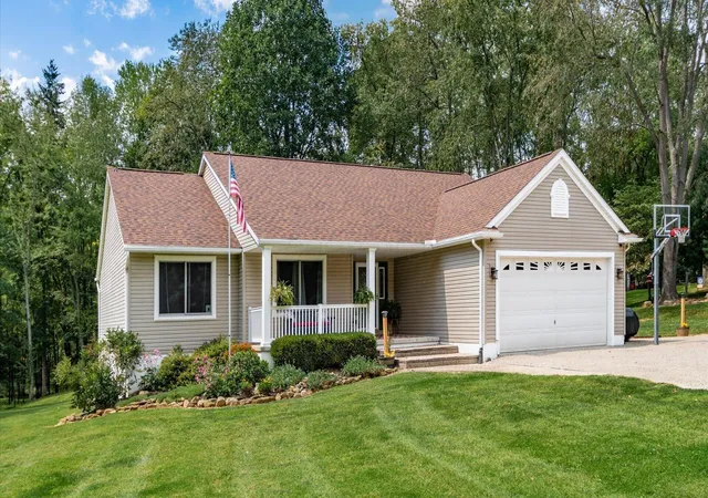 Photo 1 of Sale Pending at 9304 Poplar Frk Rd Se, Mount Perry, OH 43760 | MLS# 226033286 | Listing updated on 2026-10-01