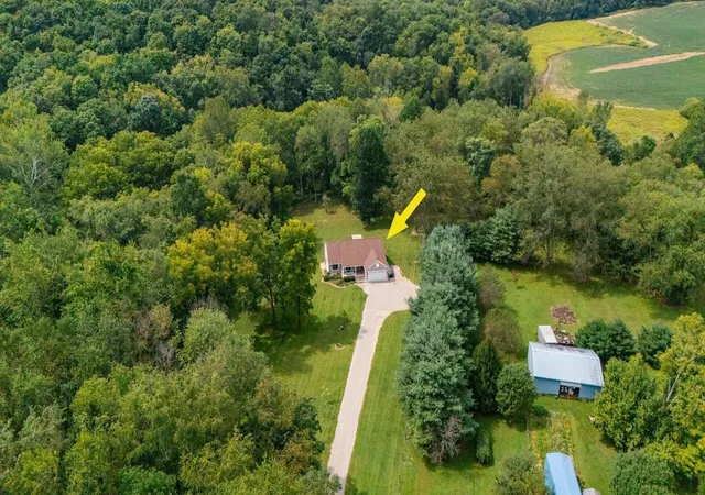 Photo 4 of Sale Pending at 9304 Poplar Frk Rd SE, Mount Perry, OH 43760 | MLS# 226033286 | Listing updated on 2026-10-01