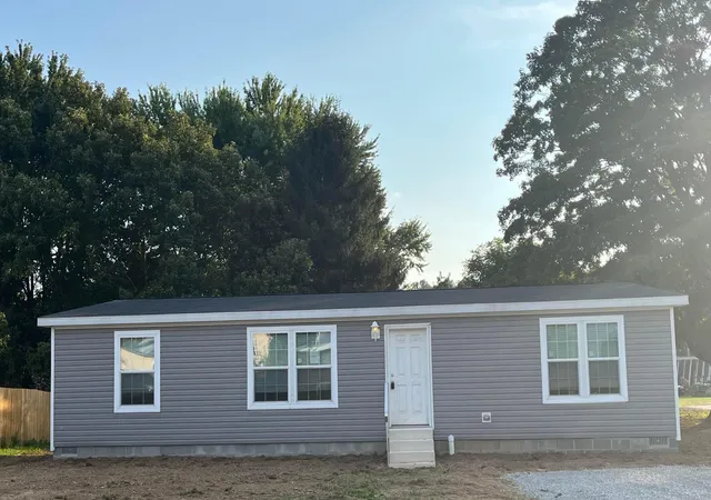 Photo 3 of Single family home for sale at 18889 Shriner St, Laurelville, OH 43135 | MLS# 226033281 | Listing updated on 2026-09-30