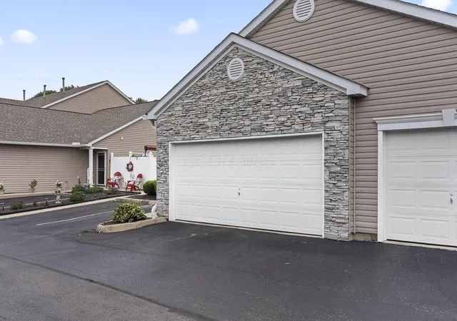 Photo 3 of Condo for sale at 5164 Mantua Dr #65A, Canal Winchester, OH 43110 | MLS# 226033279 | Listing updated on 2026-09-11