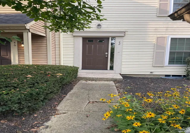 Photo 3 of Condo for sale at 42 Ravine Ridge Dr S, Powell, OH 43065 | MLS# 226033486 | Listing updated on 2026-09-30