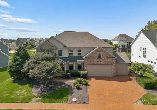 Photo 3 of Single family home for sale at 4558 Hirth Hl Rd E, Grove City, OH 43123 | MLS# 226033280 | Listing updated on 2026-09-21