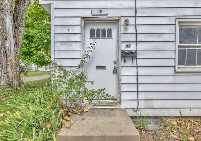 Listing Photo 5 - Condo for sale in building located at 88-90 N Waverly St, Columbus, OH 43213