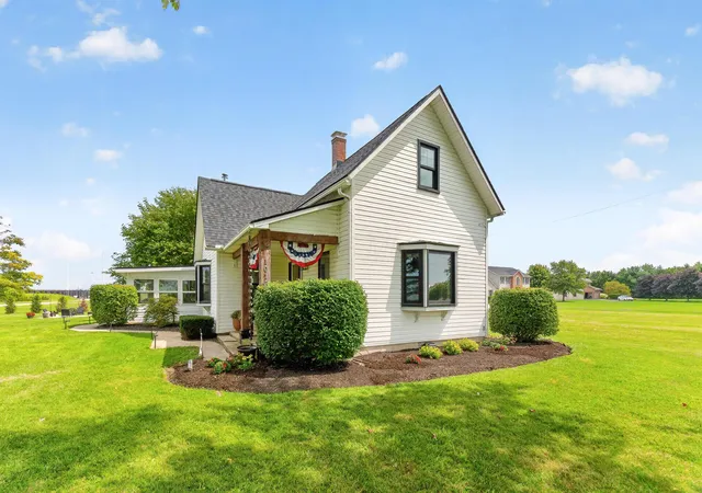 Photo 3 of Single family home for sale at 10159 Mitchell Dewitt Rd, Plain City, OH 43064 | MLS# 226033447 | Listing updated on 2026-09-19