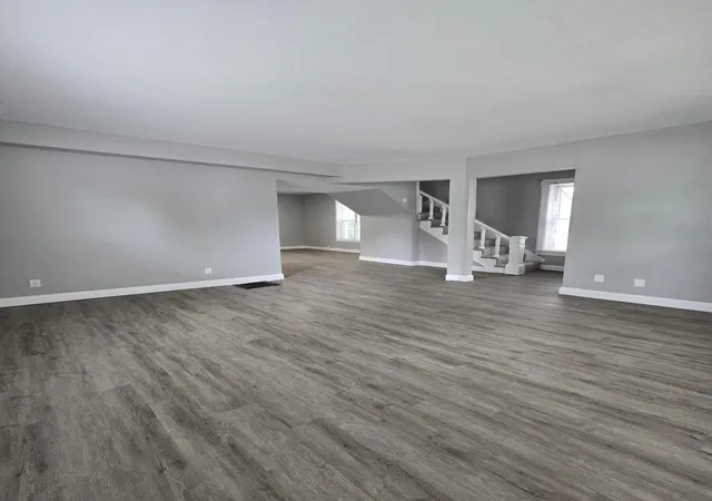 Photo 3 of Single family home for sale at 114 Vennum Ave, Mansfield, OH 44903 | MLS# 226033295 | Listing updated on 2026-09-03