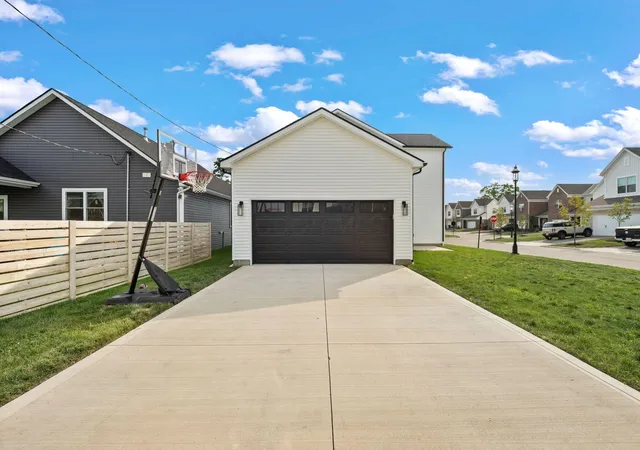 Photo 3 of Single family home for sale at 3644 Grant Ave, Grove City, OH 43123 | MLS# 226033406 | Listing updated on 2026-09-04