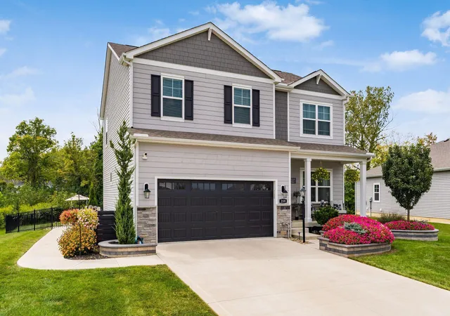 Photo 3 of Single family home for sale at 259 Crestview Ct, Pickerington, OH 43147 | MLS# 226033318 | Listing updated on 2026-09-05