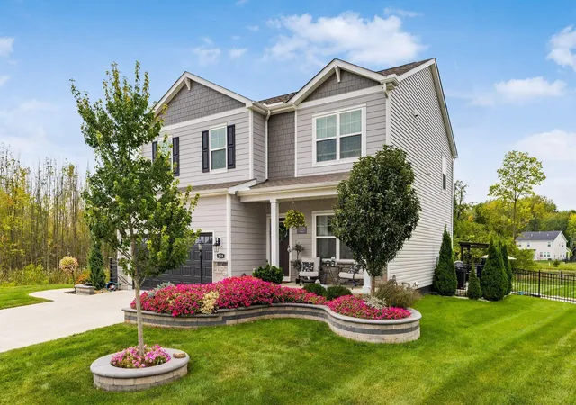Photo 4 of Single family home for sale at 259 Crestview Ct, Pickerington, OH 43147 | MLS# 226033318 | Listing updated on 2026-09-05