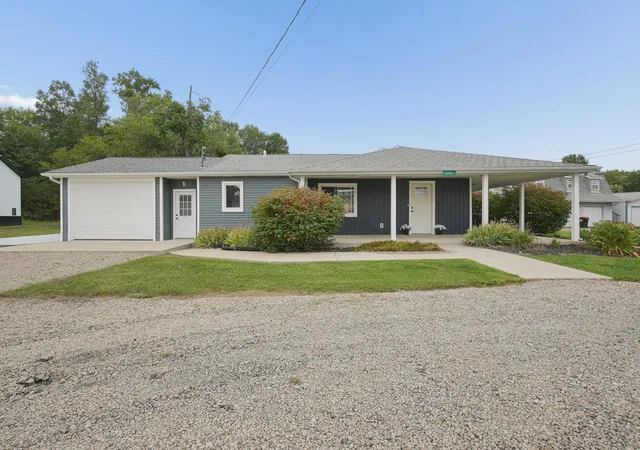 Photo 2 of Single family home for sale at 4340 N Bank Rd Ne, Millersport, OH 43046 | MLS# 226033493 | Listing updated on 2026-09-03