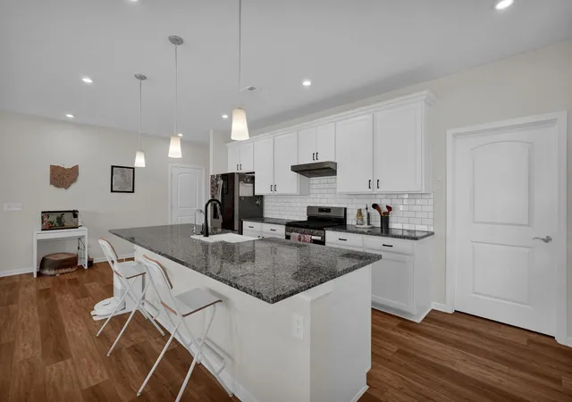 Photo 3 of Single family home for sale at 1762 Zucchina Dr, Hilliard, OH 43026 | MLS# 226034261 | Listing updated on 2026-10-05