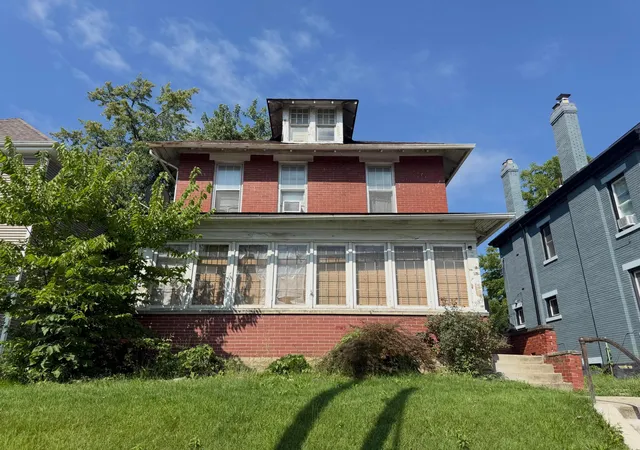 Single family home for sale at 389 Fairwood Ave, Columbus, OH 43205 | MLS# 226033724