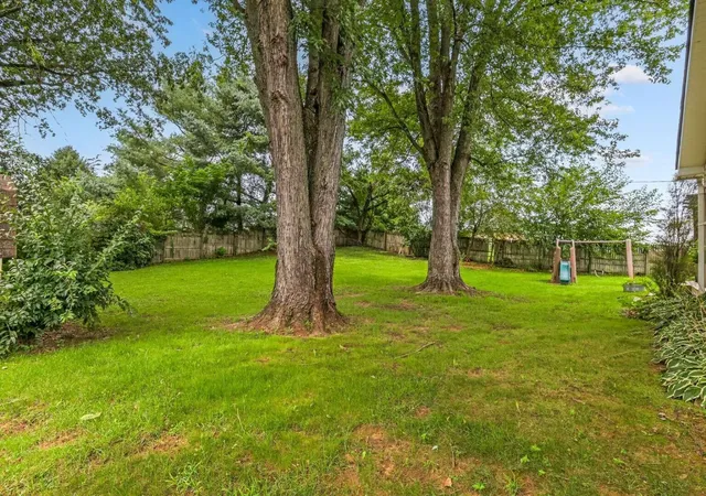 Photo 4 of Single family home for sale at 89 Beard St, Frazeysburg, OH 43822 | MLS# 226033375 | Listing updated on 2026-10-05