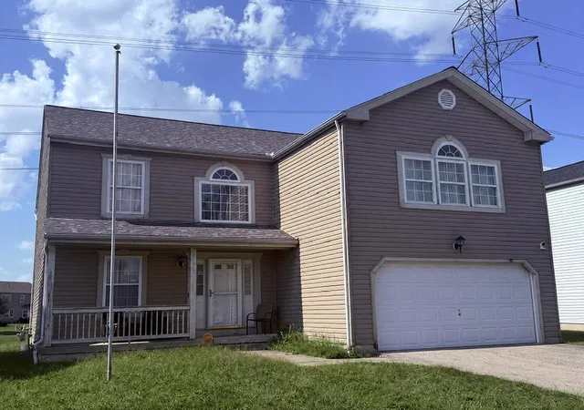 Photo 2 of Single family home for sale at 5283 Prater Dr, Groveport, OH 43125 | MLS# 226033591 | Listing updated on 2026-09-10