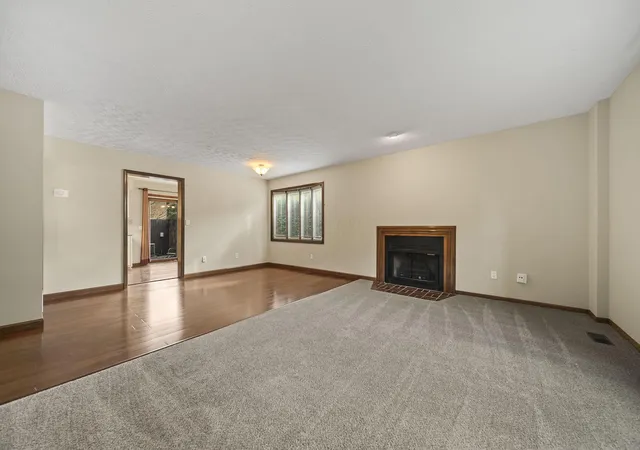Photo 2 of Condo for sale at 5347 Tartan Ln, Columbus, OH 43235 | MLS# 226033487 | Listing updated on 2026-09-16