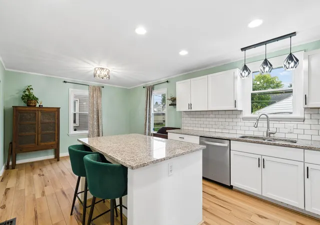 Photo 2 of Single family home for sale at 1099 Geers Ave, Columbus, OH 43206 | MLS# 226033736 | Listing updated on 2026-09-14