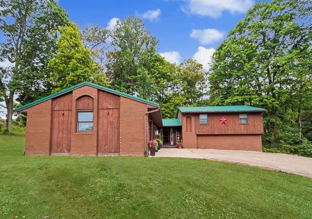 Single family home for sale at 1442 Harlan Rd, Lucas, OH 44843 | MLS# 226033411
